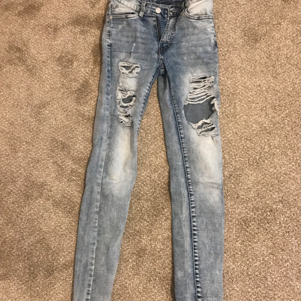 Jeans - Picture 2 of 2